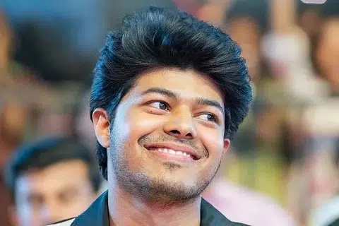 ஜேசன் சஞ்சய்.