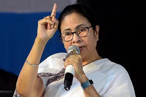 மம்தா பானர்ஜி.