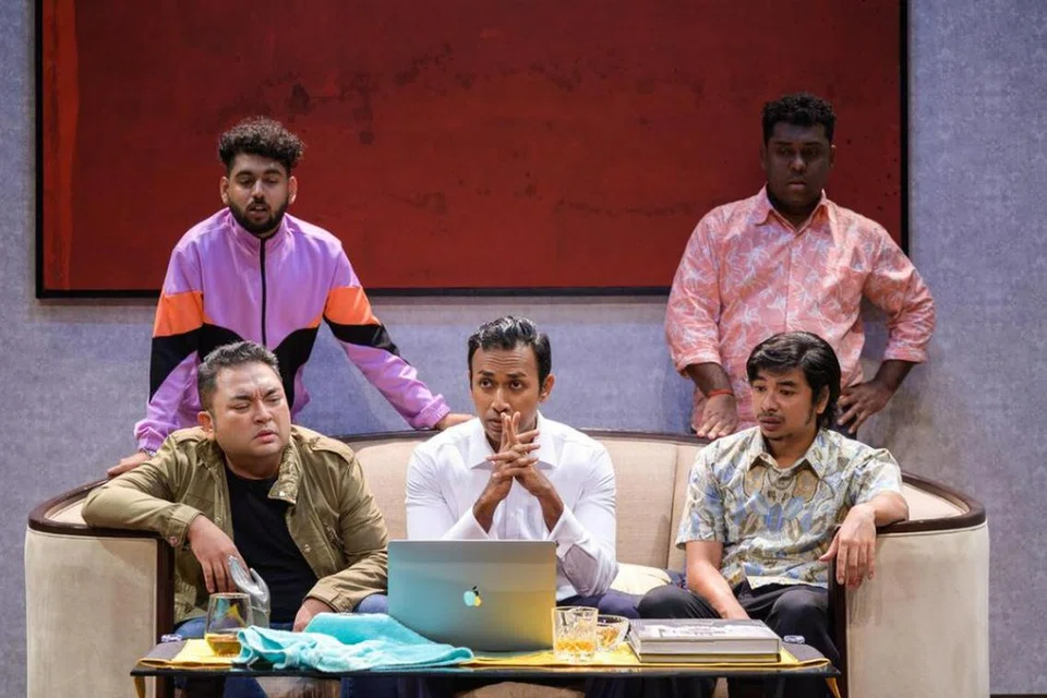 உள்ளூர் கலை, கலாசாரப் படைப்புகளுக்கு உத்வேகமளிக்கும் வகையில் சிறப்புத் தொகை வழங்கப்படுகிறது.