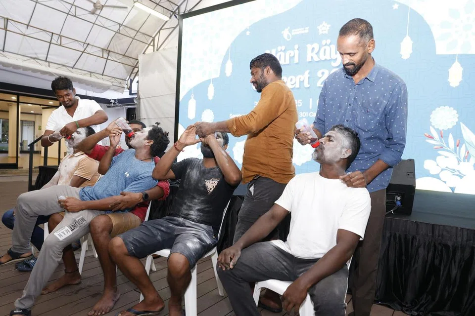 செம்பவாங் பொழுதுபோக்கு நிலையத்தில் புத்தாக்கமிக்க  மேடை விளையாட்டுகள் இடம்பெற்றன.