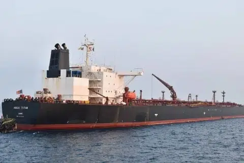 ‘அக்வா டைட்டன்’ ரஷ்ய எண்ணெய்க் கப்பல்