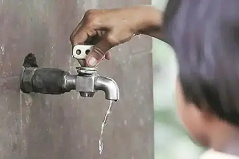 சில விதிமுறைகளை மீறுவதற்கு முதன்முறை ரூ.5,000 அபராதம் விதிக்கப்படும் என்றும் மீண்டும் விதிமீறலில் ஈடுபட்டால் நாள்தோறும் கூடுதலாக ரூ.500 அபராதம் விதிக்கப்படும் என்றும் அவ்வாரியம் எச்சரித்துள்ளது.