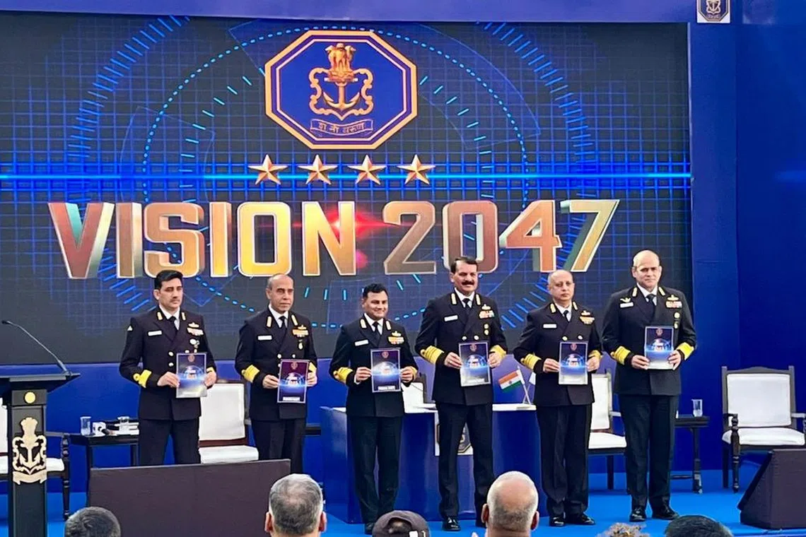 கடற்படைக்குப் புதிதாக 
26 ரஃபேல் போர் விமானங்கள்