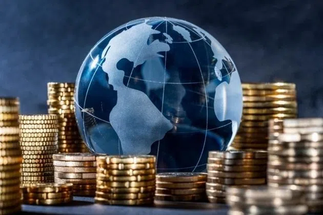 உலகின் 4வது ஆகப்பெரிய பொருளியல் நாடாக உயர்ந்த இந்தியா 