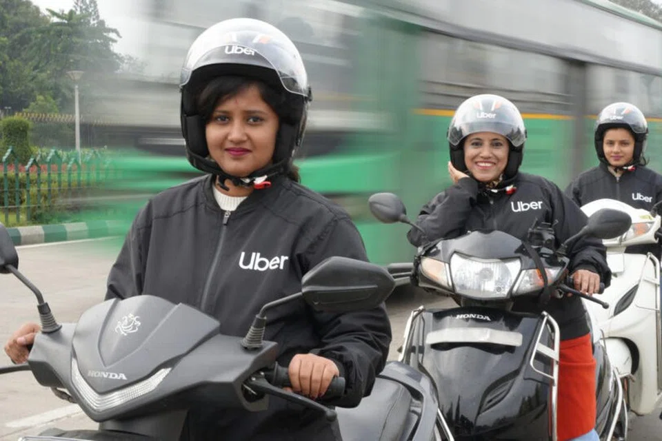 கர்நாடகாவில் ‘மோட்டார் சைக்கிள் டாக்சி’ சேவைகளுக்கு அந்த மாநிலத்தின் போக்குவரத்துத் துறை விதித்த தடை செல்லும் என்று கர்நாடக உயர் நீதிமன்றம் தெரிவித்துள்ளது.