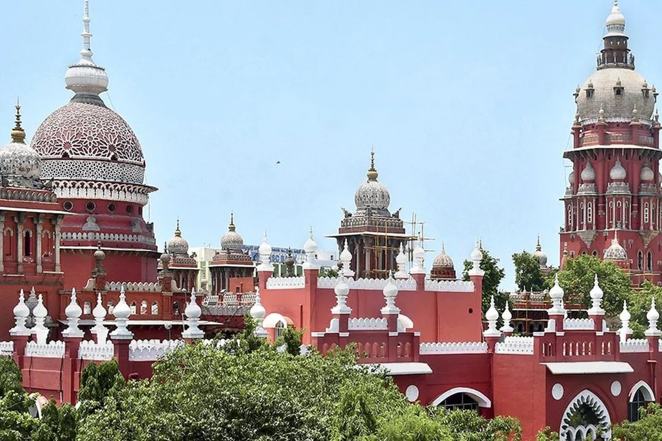சென்னை உயர் நீதிமன்றம்.