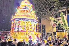 ஸ்ரீ மகா மாரியம்மன் ஆலயத்தில் இருந்து இம்மாதம் 27ஆம் தேதி புறப்படும் ரத ஊர்வலம் 'எங்கும் நிற்காமல்' பத்துமலை ஆலயத்திற்குச் சென்று திரும்பும். (கோப்புப் படம்: இணையம்)