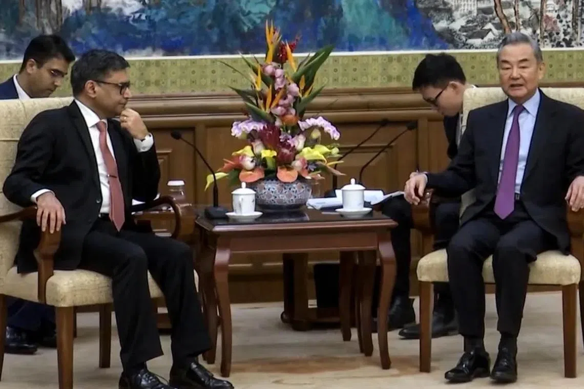 இந்தியா - சீனா விமானச் சேவையை மீண்டும் தொடங்க இணக்கம்