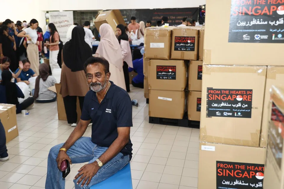 இந்து தன்னார்வக் கூட்டமைப்பின் உறுப்பினரும் சொத்து முகவருமான திரு தனஸ்கோடி, 59.