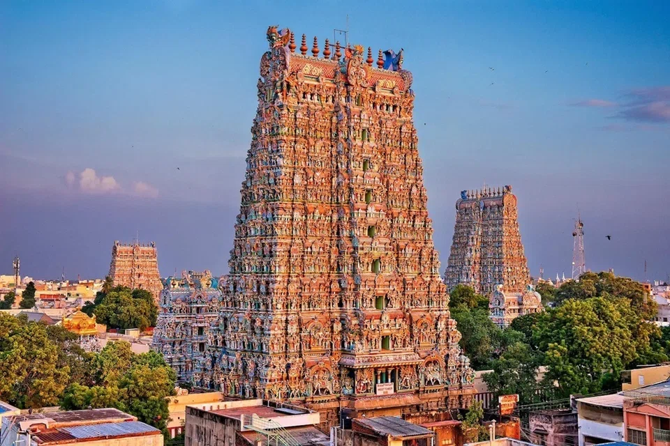 திருக்கோவிலின் புனிதத்தன்மையும் மரபுசார்ந்த ஒழுங்கும் எவ்விதத்திலும் பாதிக்கப்படக் கூடாது என்றும் திரு வினய் தமது சுற்றறிக்கையில் சுட்டிக்காட்டியுள்ளார்.