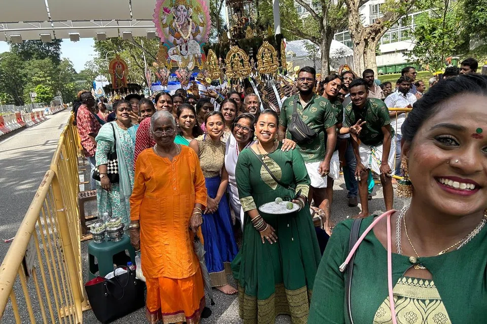ஆறு ஆண்டுகளாகக் காவடி செலுத்தி, குடும்பத்தினருடன் தைப்பூச வழிபாடுகளில் பங்கேற்று வருகிறார் விஷ்ணுராம்.  