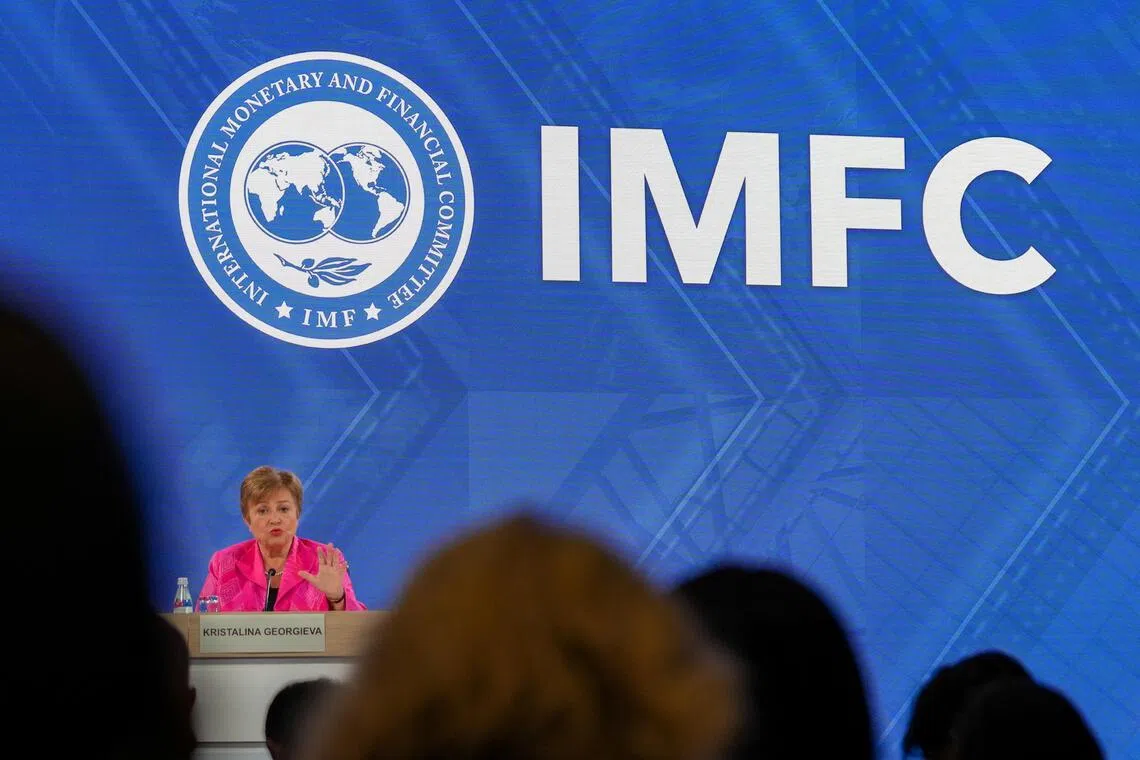 அமெரிக்க-சீன பதற்றம் தணிய வேண்டுகோள்: அனைத்துலக நிதியம்