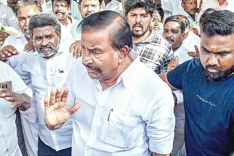 முன்னாள் தமிழக அமைச்சர் கே.என்.நேரு.