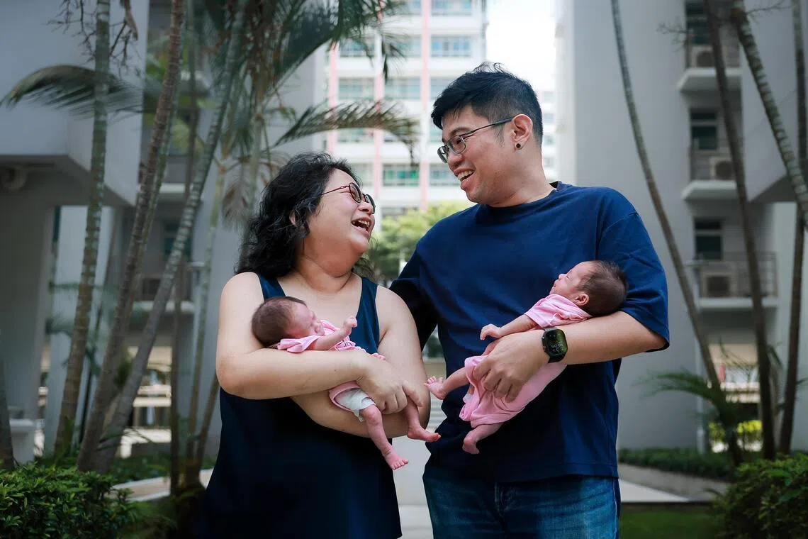 40 வயதுகளில் உள்ள தாய்மார்களுக்குப் பிறக்கும் குழந்தைகளின் எண்ணிக்கை சிங்கப்பூரில் அதிகரிப்பு