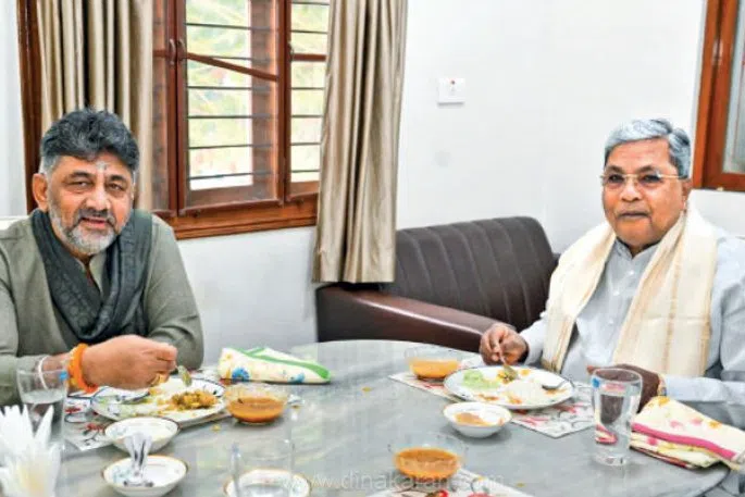 காலை உணவு ஒன்றாக உண்டு சமரசத்தில் ஈடுபட்ட கர்நாடக முதல்வர், துணை முதல்வர்