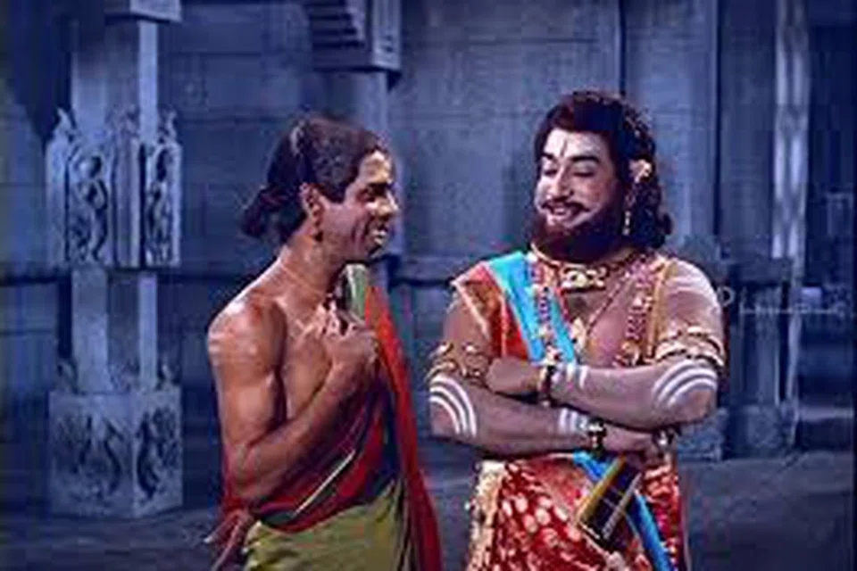 திருவிளையாடல் படத்தில் சிவாஜி, நாகேஷ் தோன்றும் காட்சி.