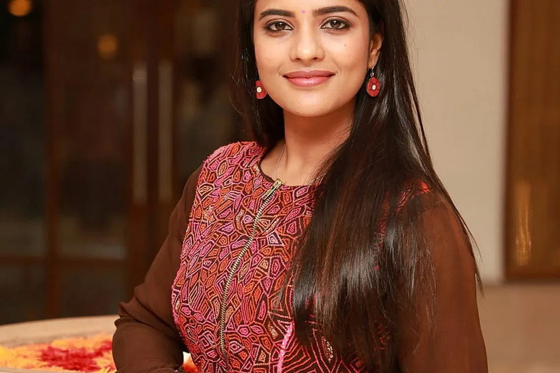 விஜய்யே அழைத்தாலும் அரசியலுக்கு வரமாட்டேன்: ஐஸ்வர்யா ராஜேஷ்