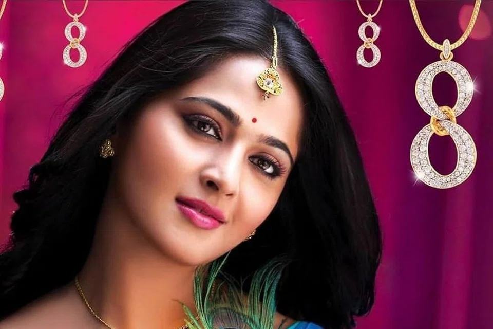 அனுஷ்கா.