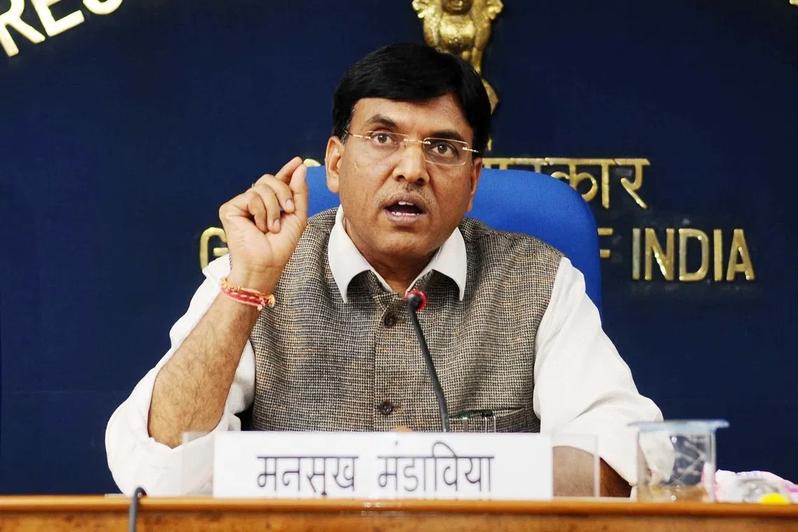 நான்கு புதிய தொழிலாளர் சட்டங்களை அமல்படுத்தியது இந்தியா