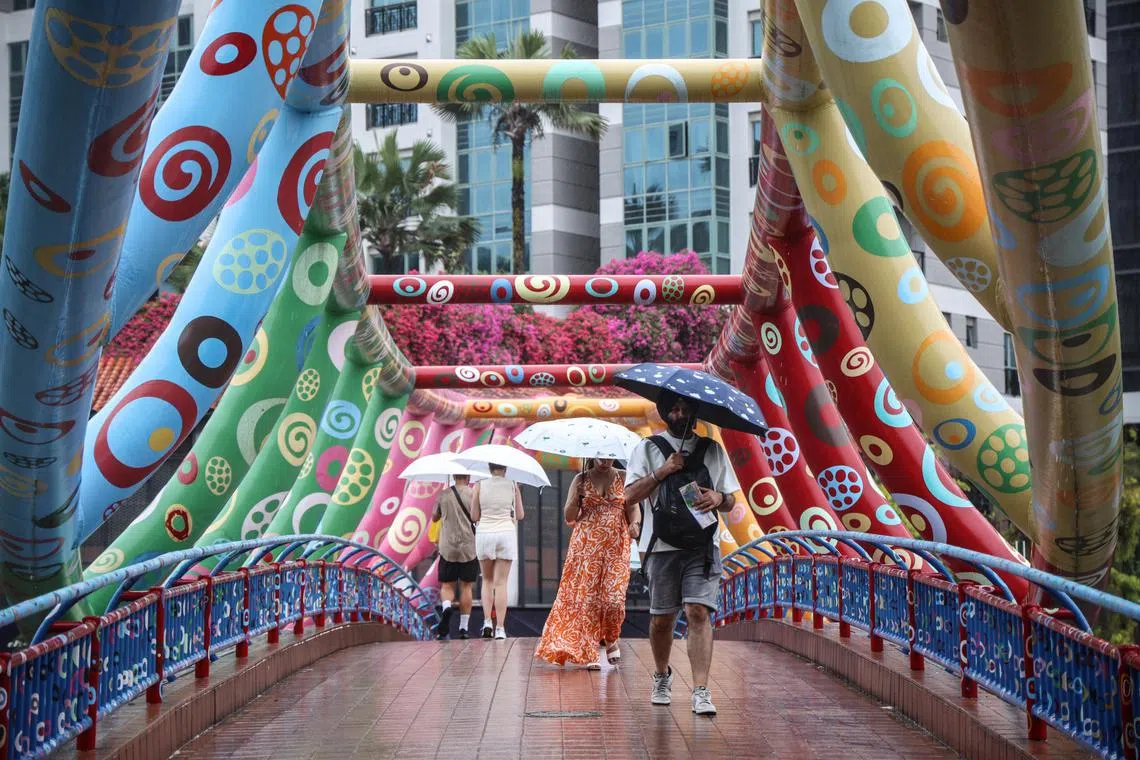 சிங்கப்பூரில் 2025ல் மூன்றாவது முறையாக பருவமழை தீவிரம்; தீவு முழுவதும் மழை