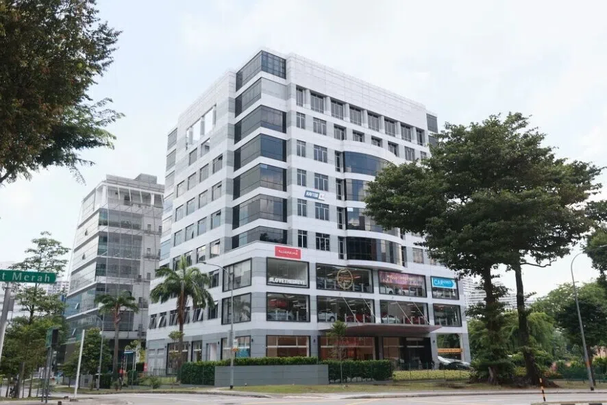 விற்பனையிலிருந்து நீக்கப்பட்ட $50 மில்லியன் கட்டடம்