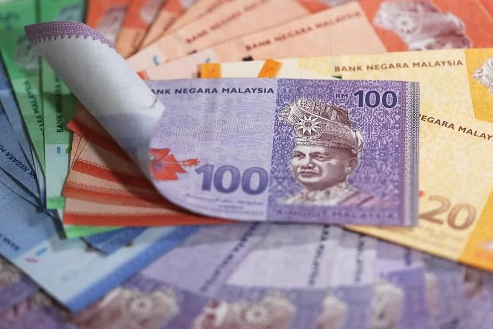 ரிங்கிட்டின் மதிப்பு 26 ஆண்டுகள் இல்லாத அளவுக்கு வீழ்ச்சி அடைந்தது.
