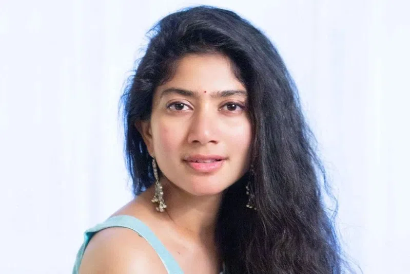 வடசென்னை பெண் வேடத்தில் சாய் பல்லவி 