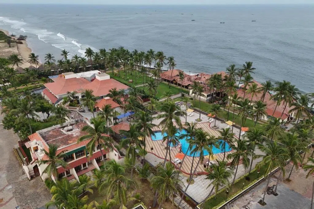 கிழக்குக் கடற்கரைச் சாலையில் வீடு கட்டிய பிரமுகர்கள்; வழக்கை விரைவில் முடிக்க உத்தரவு