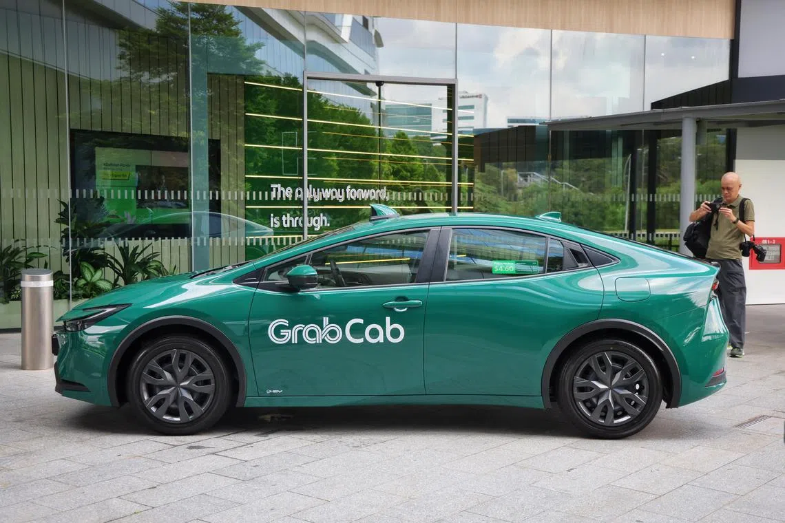 ஜூலையில் கிராப்கேப் டாக்சி சேவை தொடக்கம்