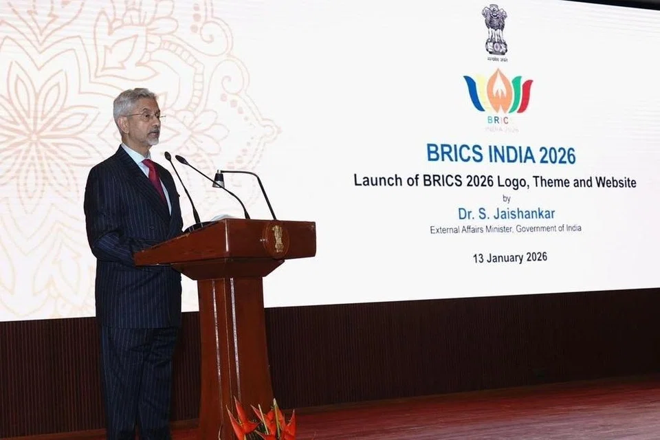  2026ஆம் ஆண்டு ‘பிரிக்ஸ்’ தலைமைக்கான அதிகாரபூர்வ இணையத்தளம், கருப்பொருள், இலச்சின் ஆகியவற்றை இந்திய வெளியுறவு அமைச்சர் எஸ். ஜெய்சங்கர் ஜனவரி 13ஆம் தேதி வெளியிட்டார்.