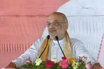 பீகாரில் வளர்ச்சிக்கான ஆட்சியைக் கொண்டு வரவேண்டும் என்று பாஜகவின் மூத்த தலைவர் அமித்ஷா அந்த மாநில மக்களைக் கேட்டுக் கொண்டுள்ளார்.