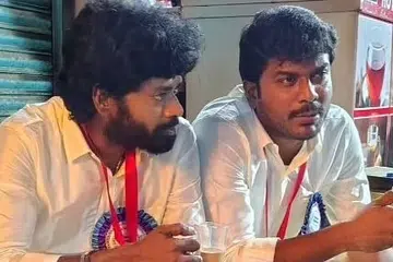 கலைமாமணி விருது பெற்றவுடன் தேநீர்க்கடைச் சந்திப்பு போன்ற காட்சி ஒன்றை பதிவிட்ட சாண்டி, மணிகண்டன்.