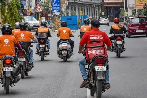 நாடு முழுவதும் 1.2 கோடி தற்காலிகப் பணியாளர்கள் இருசக்கர வாகனங்களை நம்பி தங்களது அன்றாட வருமானத்தை ஈட்டி வருகின்றனர்