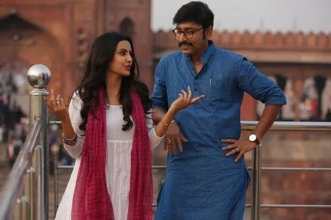 திரைக்காட்சி ஒன்றில் ஆர்ஜே பாலாஜி.