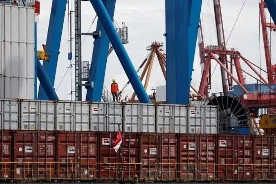 அமெரிக்க, இந்தோனீசிய நிறுவனங்கள் $48.7 பில்லியன் ஒப்பந்தங்களில் கையெழுத்து