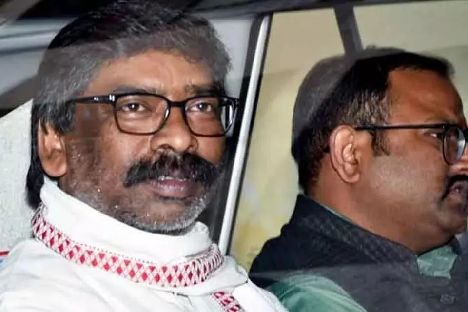 ஜார்க்கண்ட் மாநிலத்தின் முன்னாள் முதல்வர் ஹேமந்த் சோரன்.