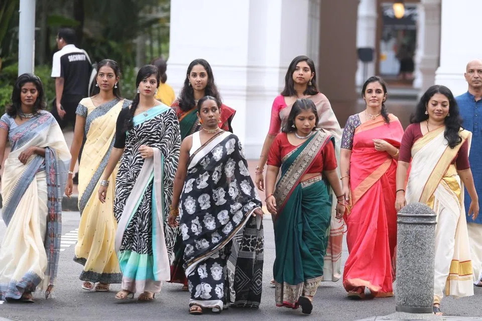 இந்நிகழ்ச்சியில் பங்கேற்கவுள்ள பத்துக் கலைஞர்கள்.