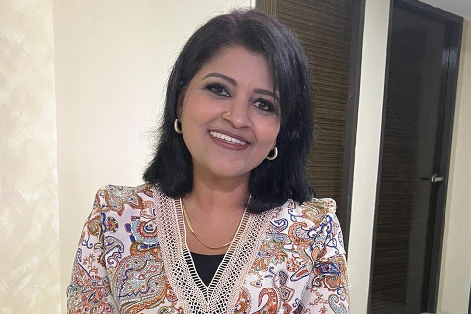 கடும் நோயால் அவதியுற்ற தம் தோழியின் மகளுக்குத் தமது சிறுநீரகத்தைத் தானமாக வழங்கியுள்ளார் ரபியா.