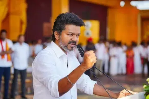 தமிழக வெற்றிக் கழகத் தலைவர் விஜய். 