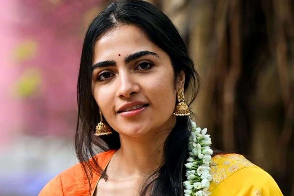 நடிகை ருக்மினி வசந்த்.
