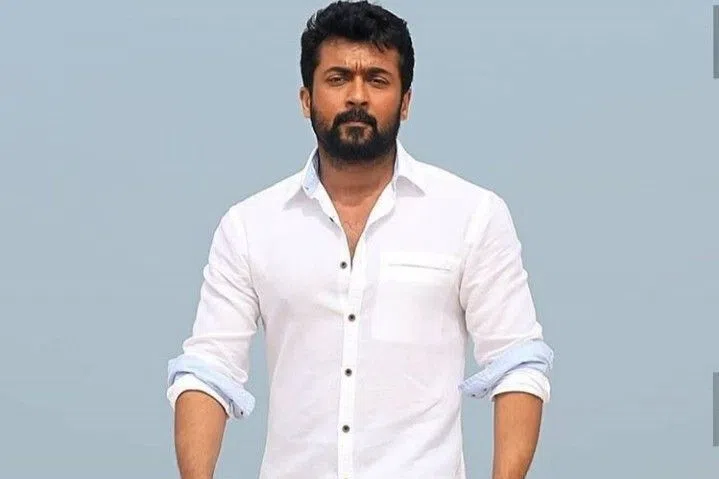 விஜய் வழியில் சூர்யா; உற்சாகப் பாதையில் ரசிகர்கள்