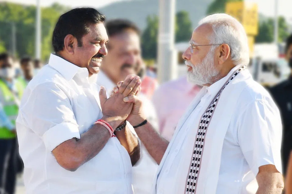 மோடியுடன் இபிஎஸ்