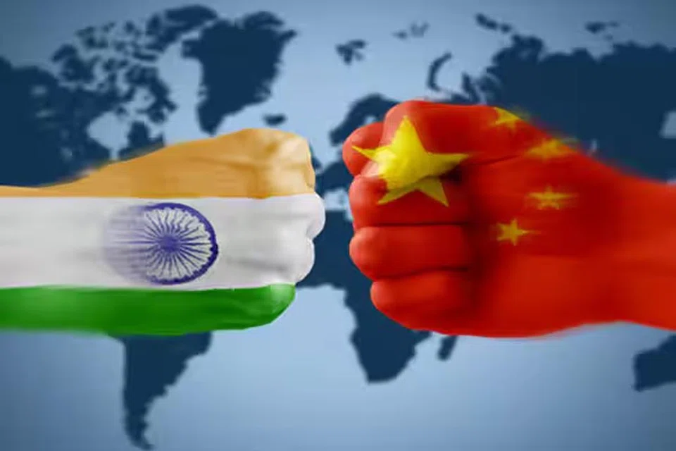 சீனாவுக்கான இந்திய ஏற்றுமதி 15.70% குறைந்து 1.09 லட்சம் கோடி ரூபாயாக உள்ளது.