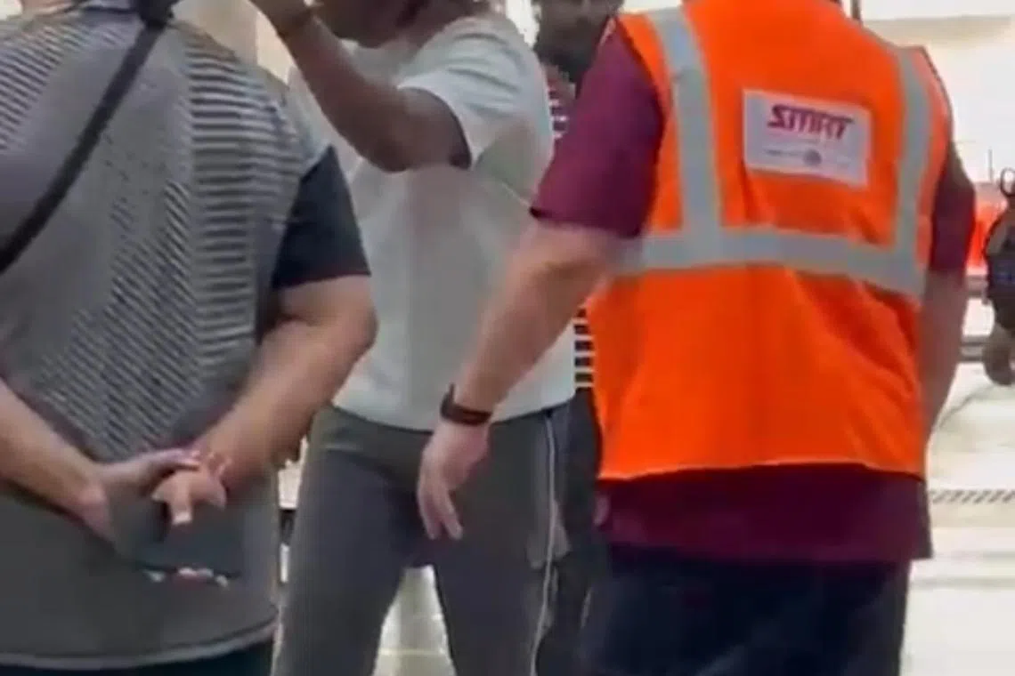 பூன் லே பேருந்து முனையத்தில் ஓட்டுநரைத் தாக்கிய ஆடவரிடம் விசாரணை