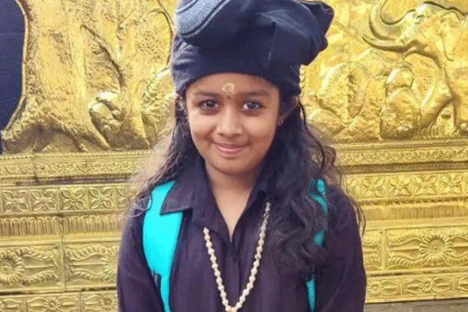 எழுகோனில் உள்ள பள்ளியில் 4ஆம் வகுப்பில் படித்து வரும் சிறுமி அதிதி. 