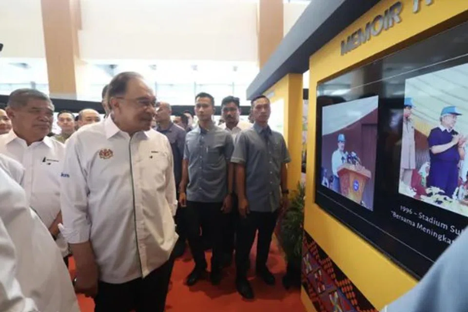 ஜூலை 28ல் மலேசியா சந்திப்பின்போது உடனடியான, நிபந்தனைகள் இல்லாத சண்டை நிறுத்தத்தைச் செயல்படுத்த தாய்லாந்தும் கம்போடியாவும் இசைந்தன.