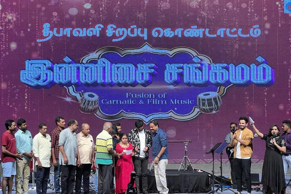 நவம்பர் 4ஆம் தேதி ‘8 பாய்ண்ட் என்டர்டெய்ன்மண்ட்’ வழங்கிய டாக்டர் வைக்கம் விஜயலட்சுமி இசைநிகழ்ச்சியில் ‘நெட்கோ ஸ்டூடியோஸ்’, சிங்கப்பூர் பார்வைத்திறன் குறைபாடுள்ளோர் சங்கத்துக்கு (எஸ்ஏவிஎச்) $2,000 நன்கொடையையும் வழங்கியது.