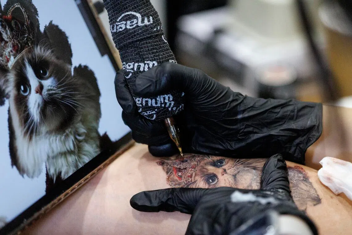 பச்சைக் குத்துவதைச் சட்டமாக்கும் மசோதா: தென்கொரியா அங்கீகாரம்