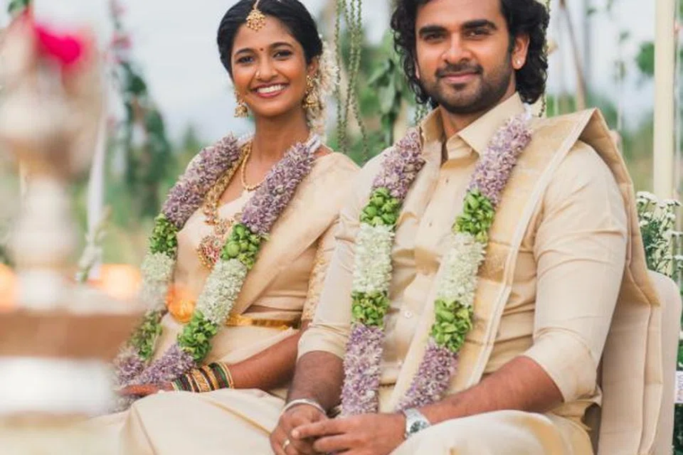 புதுமணத் தம்பதிக்கு ரசிகர்கள், திரையுலகினர் பலரும் வாழ்த்து தெரிவித்து வருகிறார்கள்.
