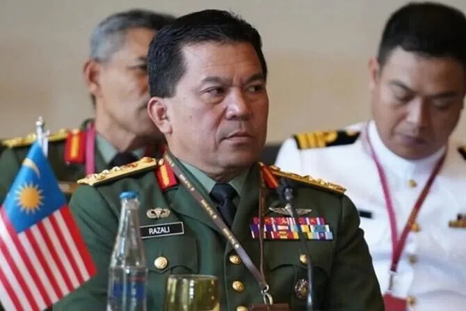 முன்னாள் மலேசிய உளவுத்துறைத் தலைவர் மீது ஊழல் குற்றச்சாட்டு